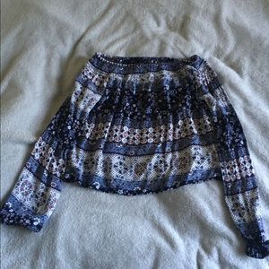 shoulderless long sleeve